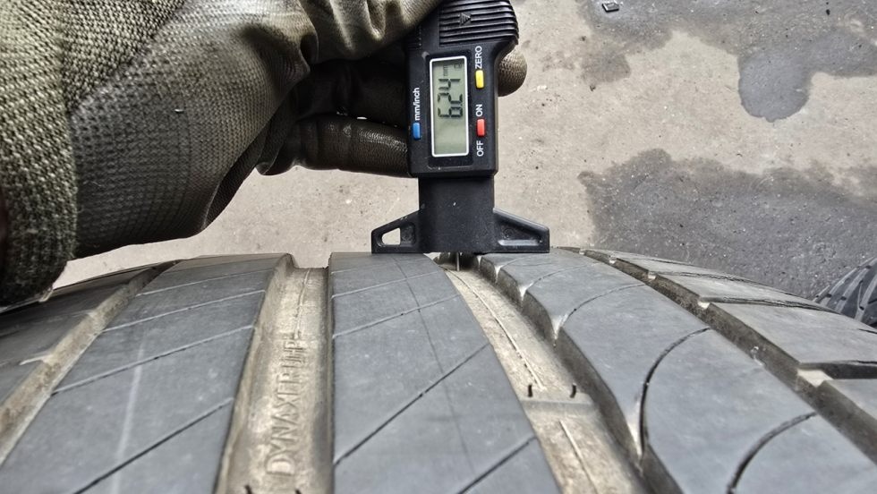 Letní pneu 255/35/19 Kleber - 4