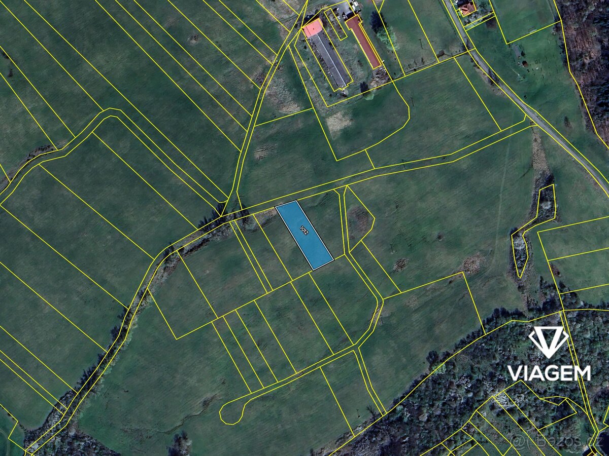 Pole 1 804 m² - 4