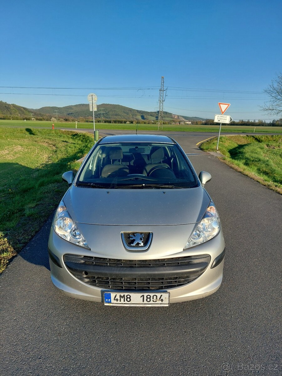 Prodám Peugeot - 4