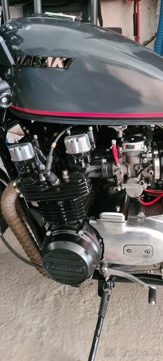 Kawasaki Z750 - 4