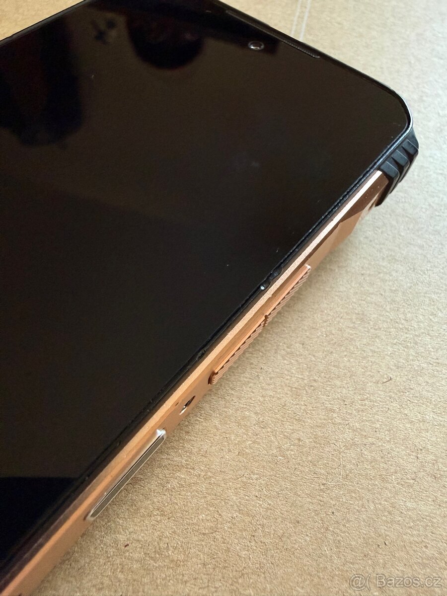 Doogee S110 22 / 256 GB - 4