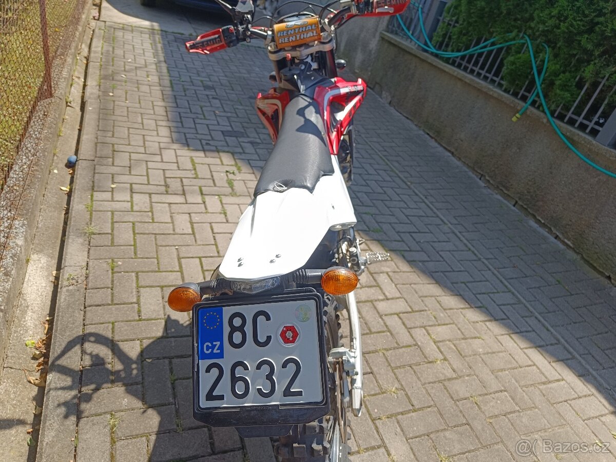 Prodám Husqvarna TE 250 2010