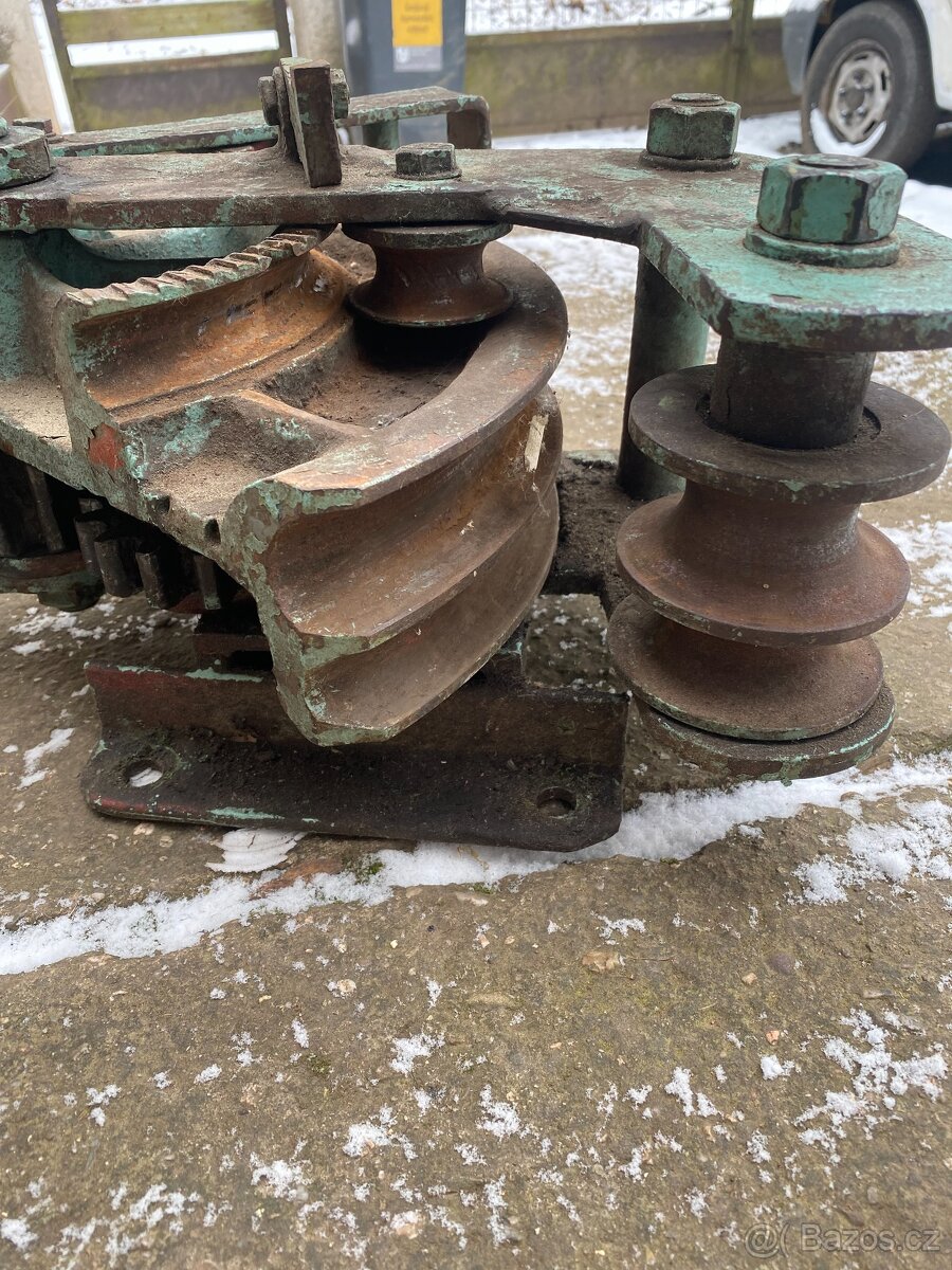 OHÝBAČKA TRUBEK - 4