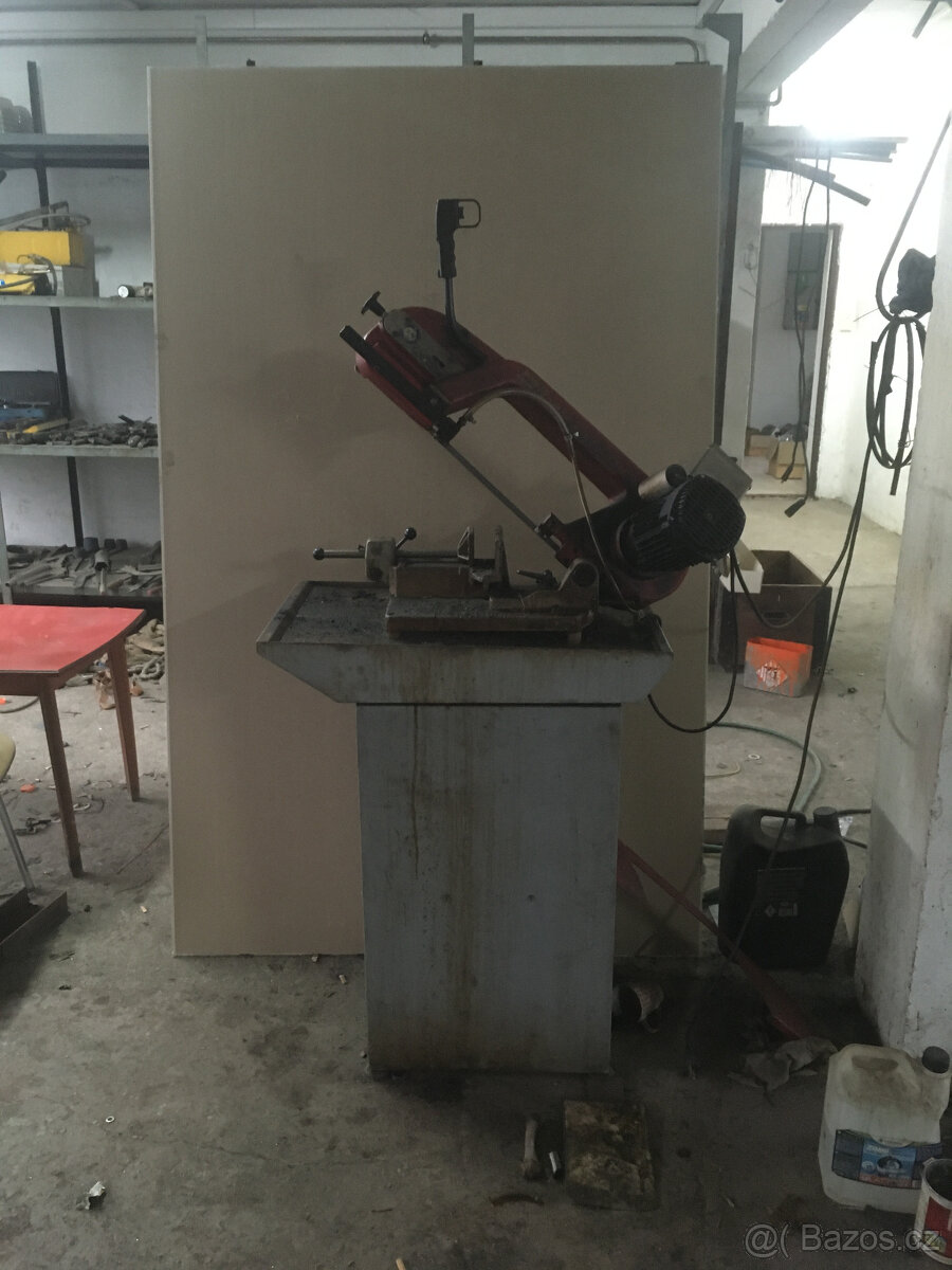 Vrtačka-rozbrušovačka-pásová pila-svařečka - 4