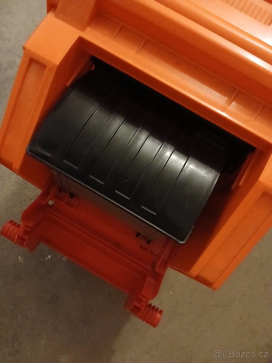 Lena mercedes popelářske auto - 4