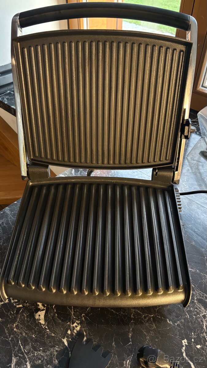 Kontaktní gril Catler - 4