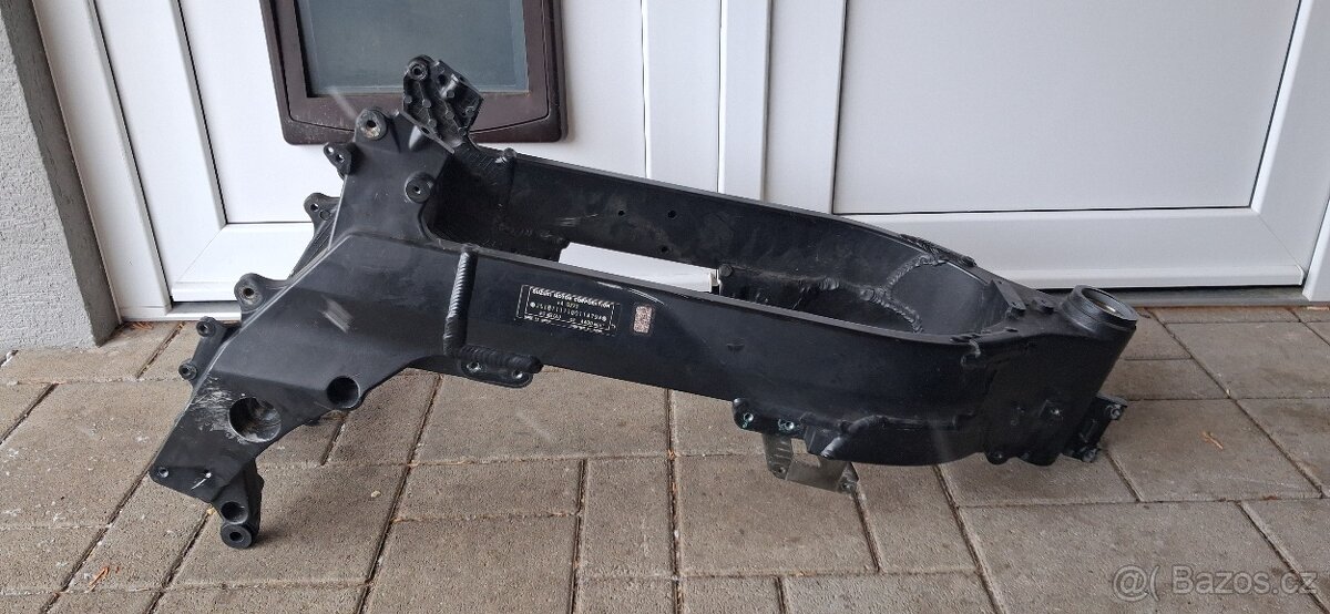 SUZUKI DL 650 Vstrom - 4