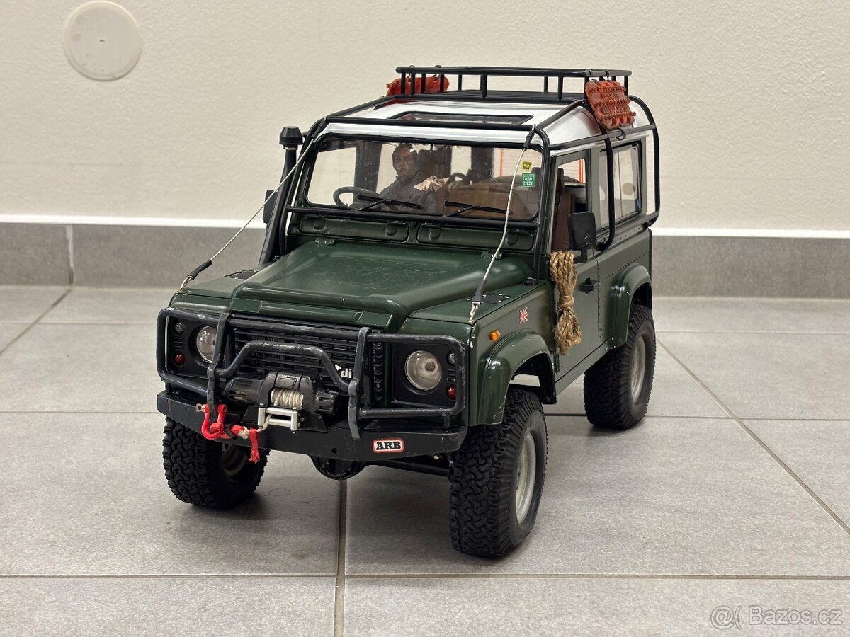 RCmodelex Defender D90 1:10 - 4