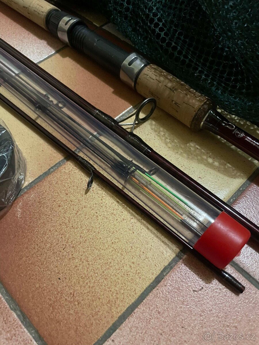 Prut feeder delphin s navijákem a příslušenstvím - 4