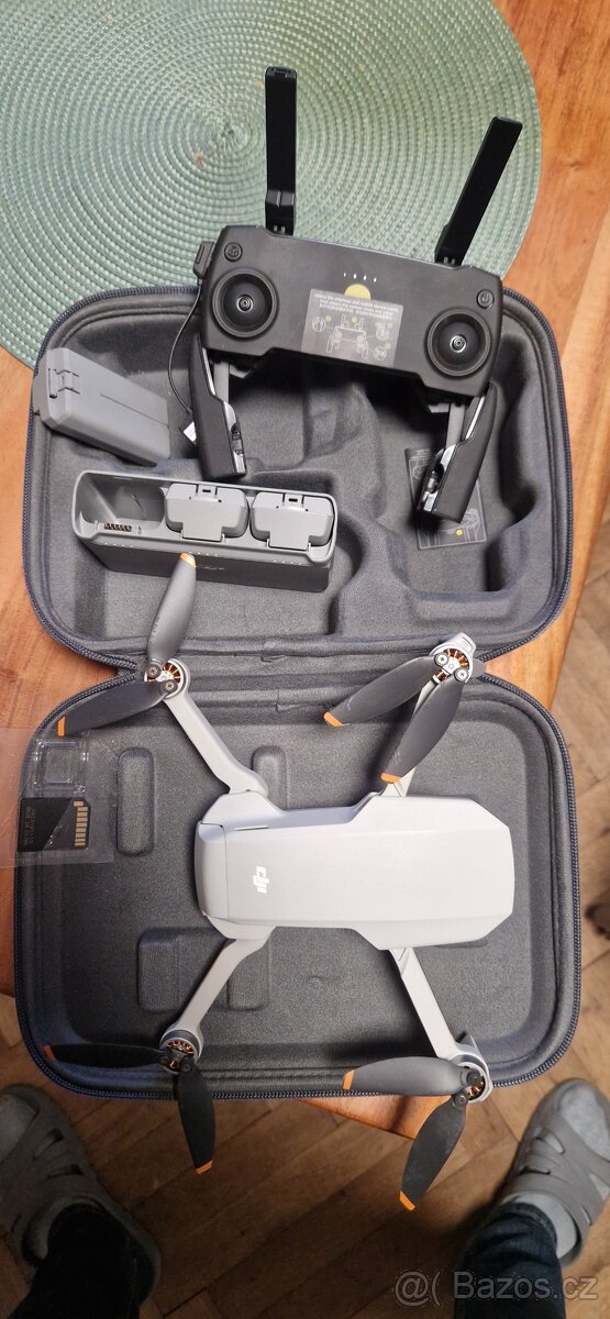Dron DJI Mini SE + FlyMore Combo + kryt vrtulí - 4