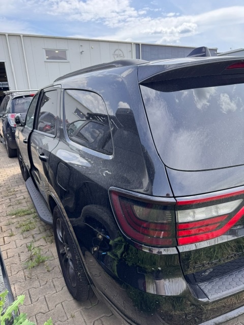 Automobil DODGE DURANGO E/T AWD - 4