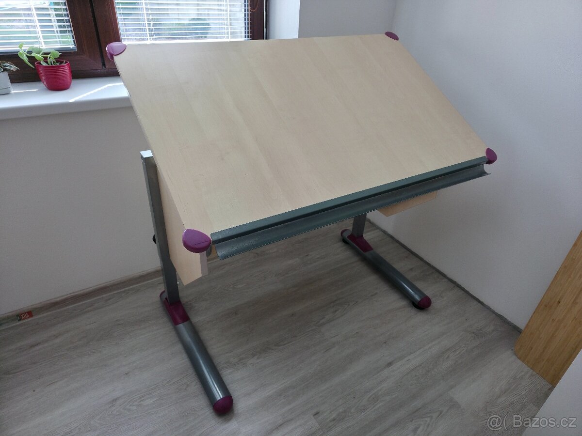 Rostoucí psací stul - 4