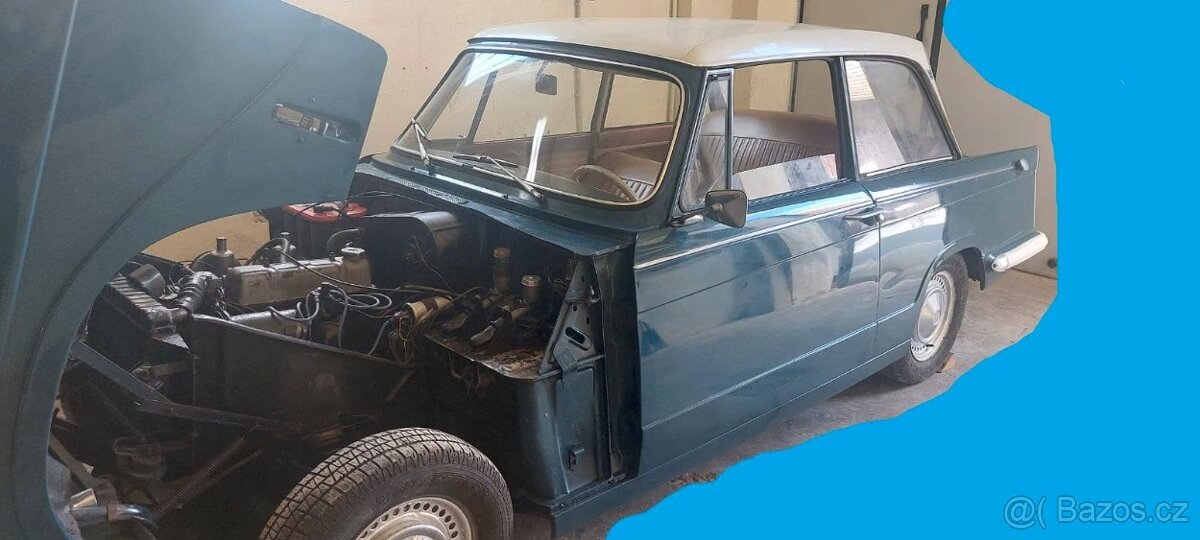 Triumph Herald 13/60 Saloon - 4