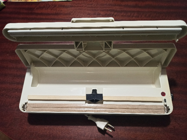 Vakuová svářečka folií Krups - 4