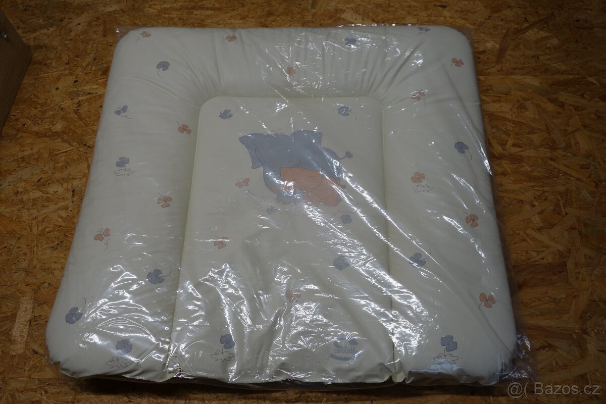 Přebalovací pult - 4