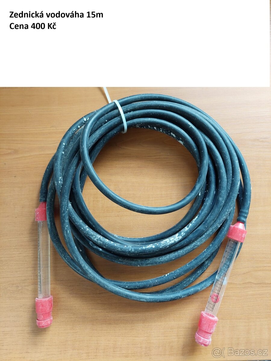 Otočná kolečka, ventil, uchyty, vodovaha - 4