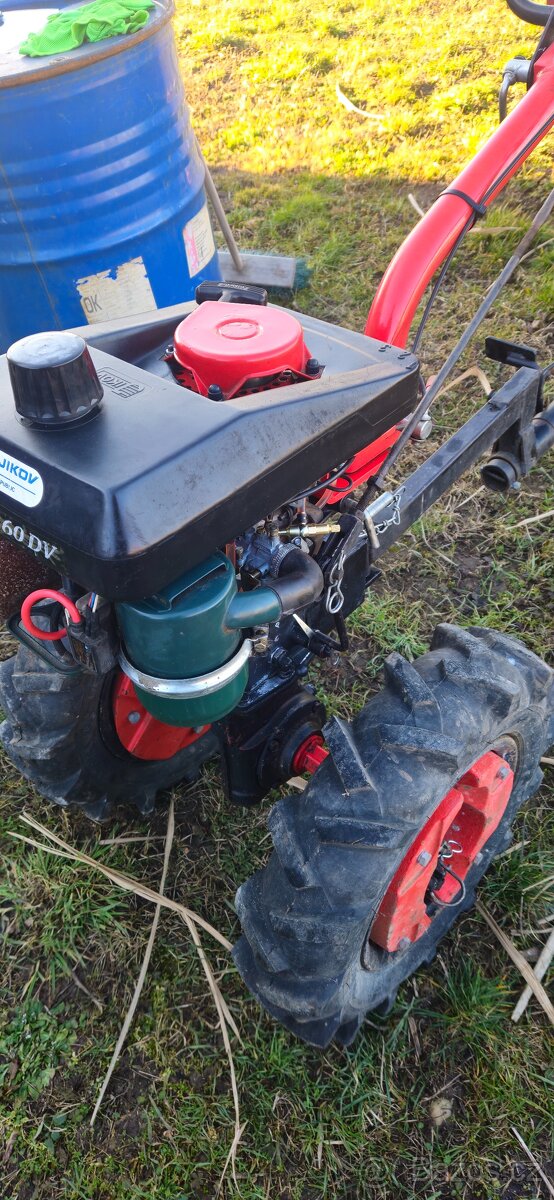 Malotraktor VARI - 4