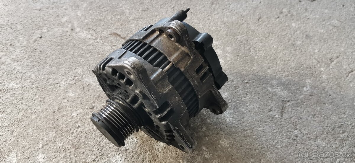 Alternátor pro VW Passat B7 - 4