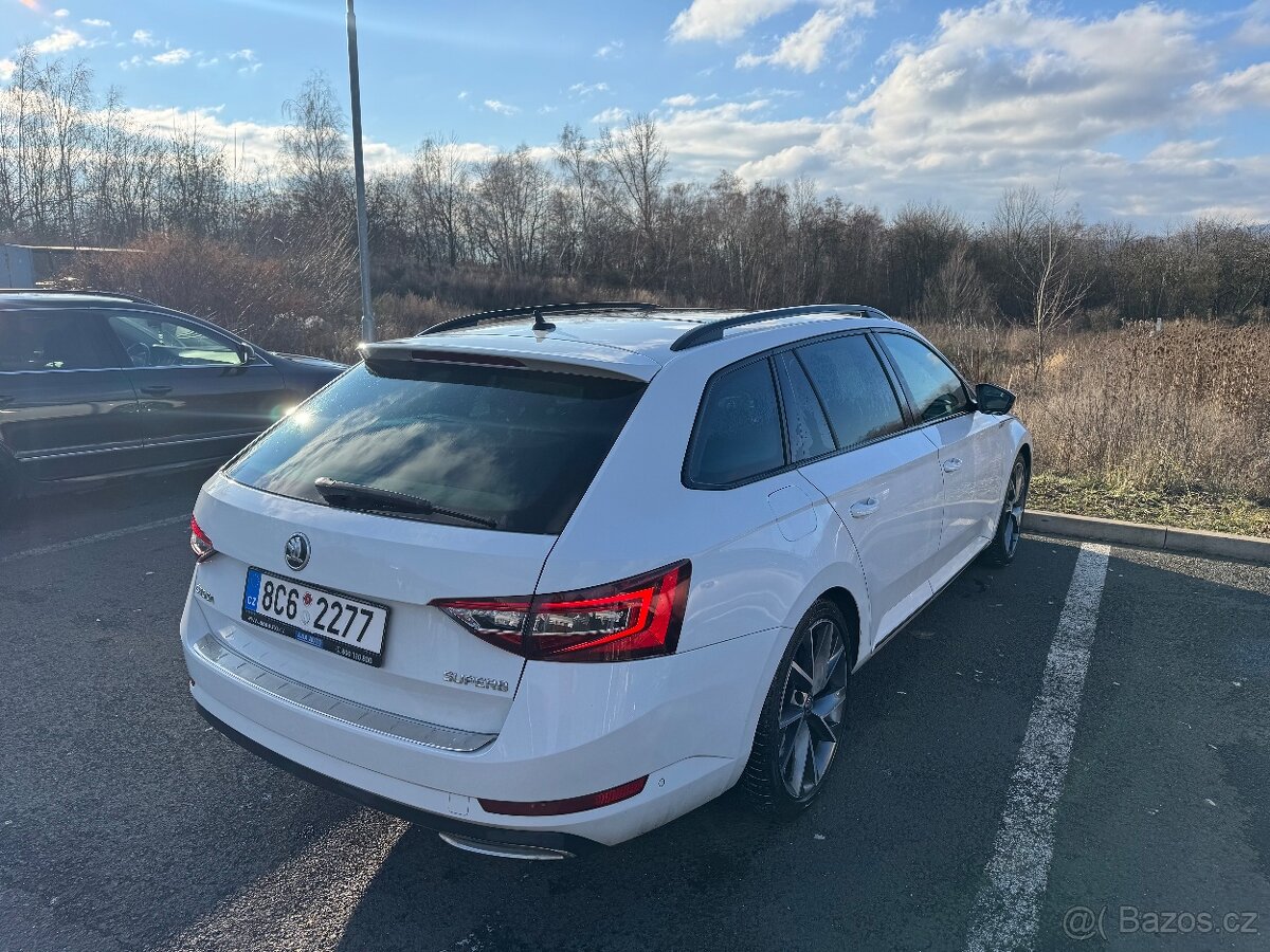 Škoda Superb combi sportline - 4