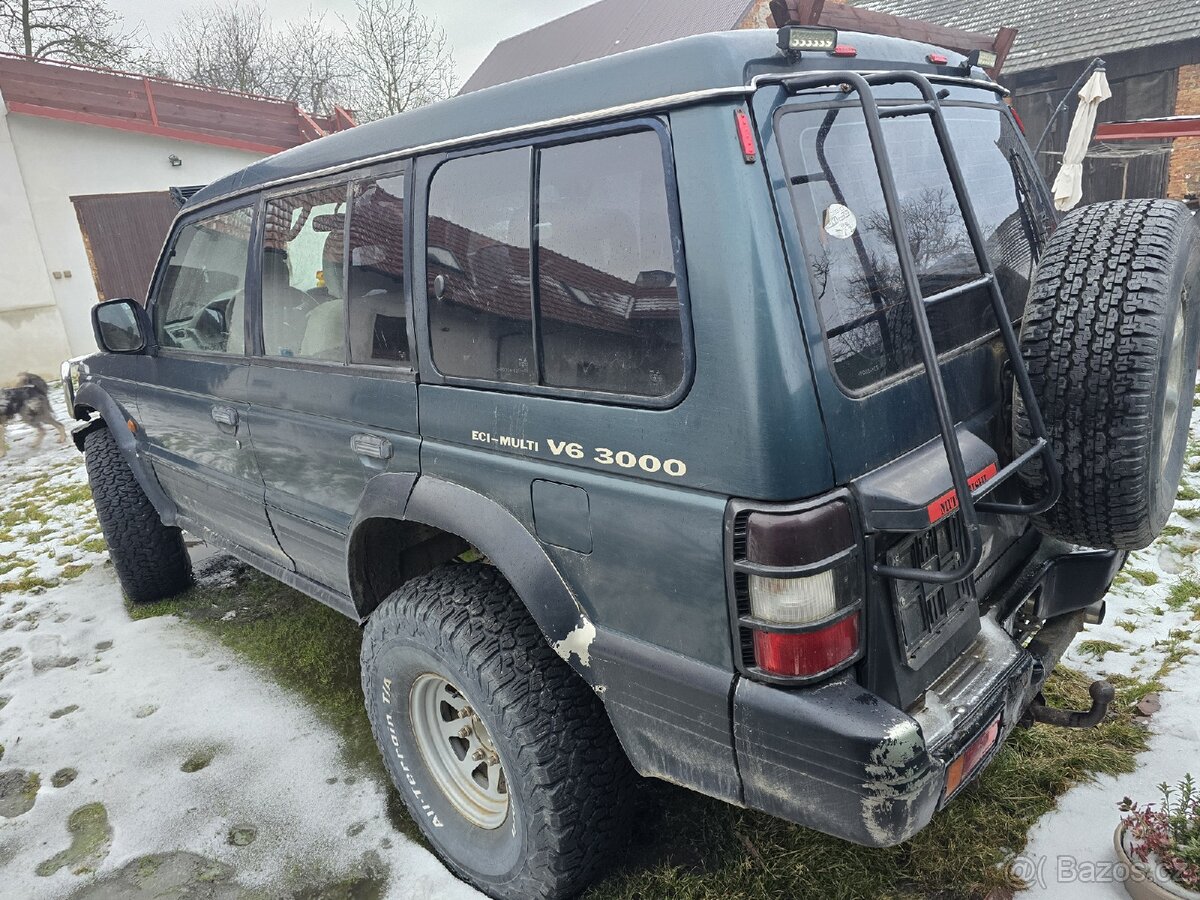 Mitsubishi pajero 2 - 4