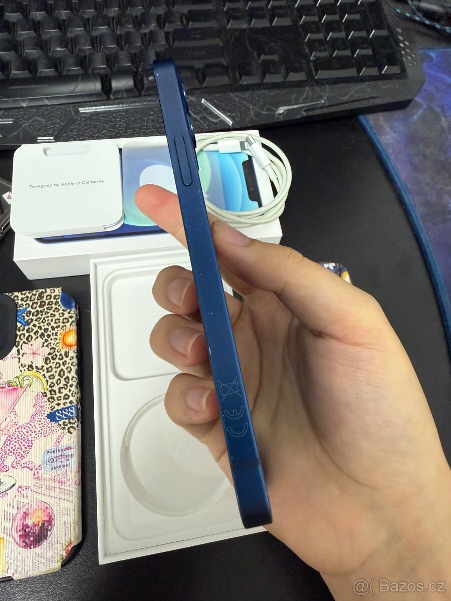 iPhone 12 - 64gb + příslušenství - 4