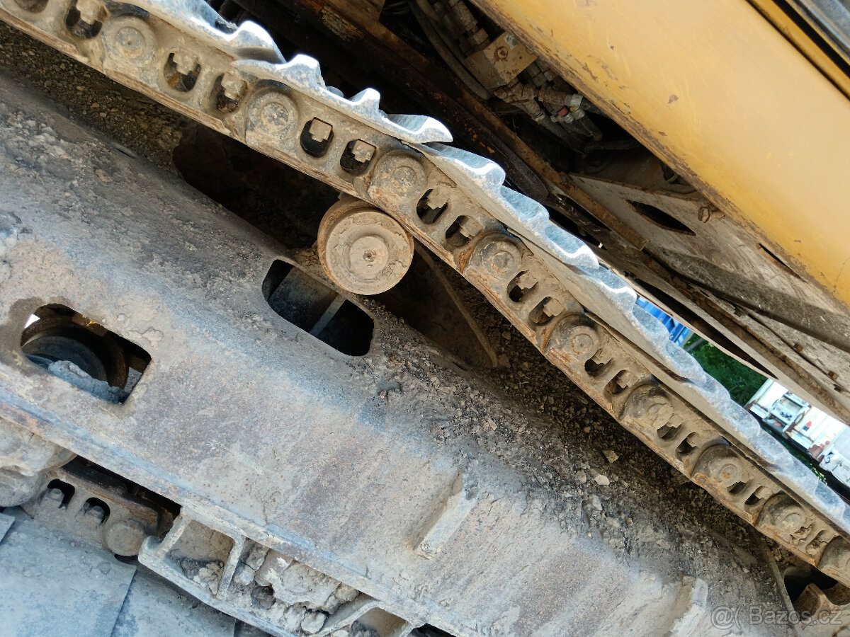 CAT 312 pásový bagr - - 4