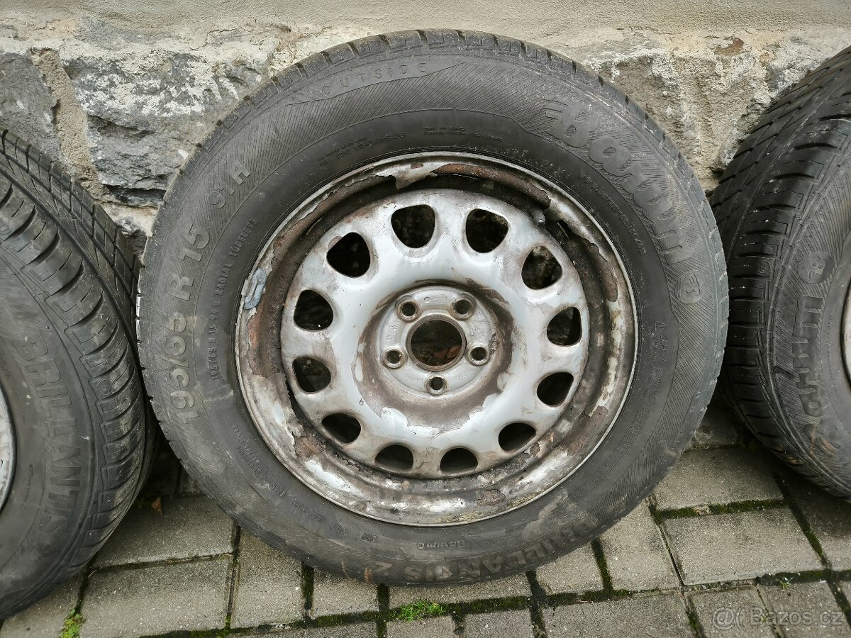 SADA LETNÍCH KOL 5X100 R15 VČETNĚ PNEU BARUM 195/65R15 - 4