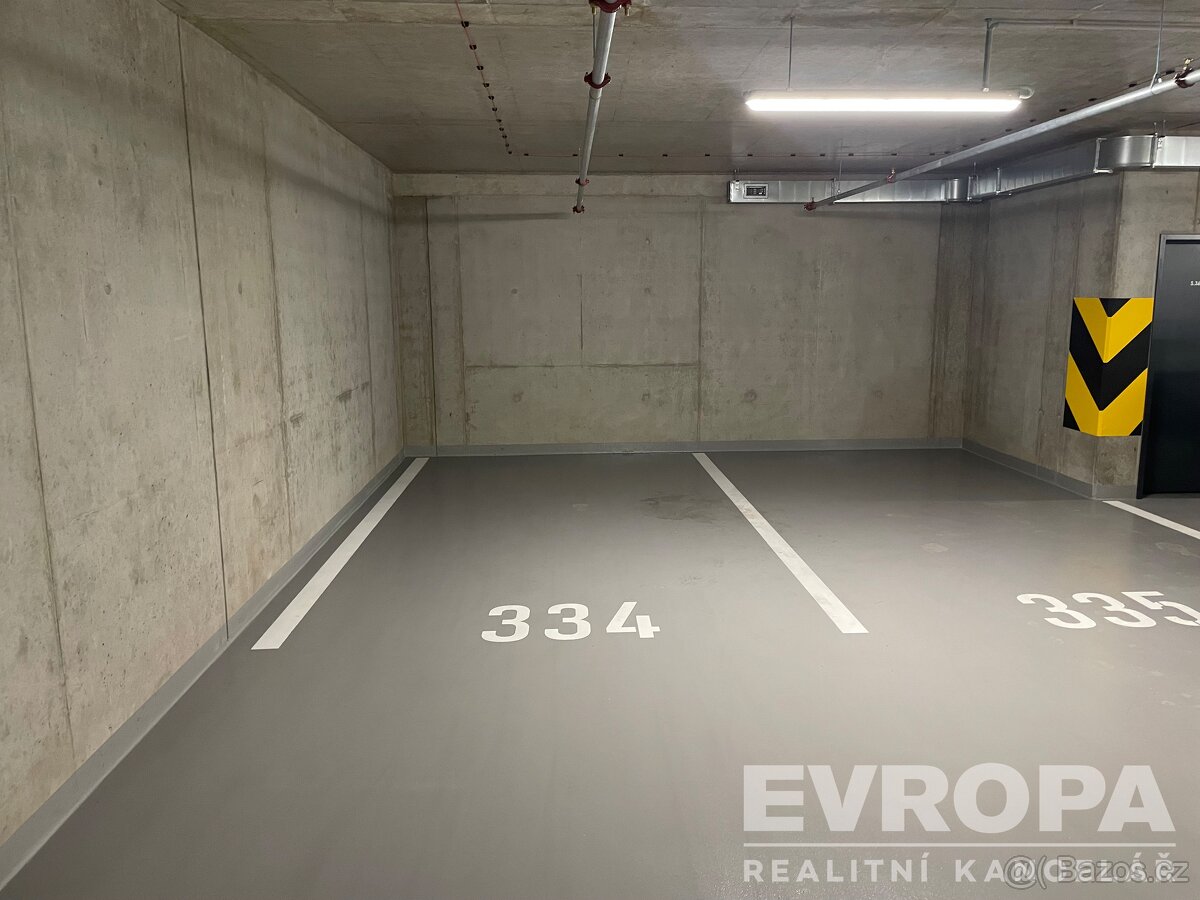 Garážové stání v ulici Ramonova, novostavba - 4