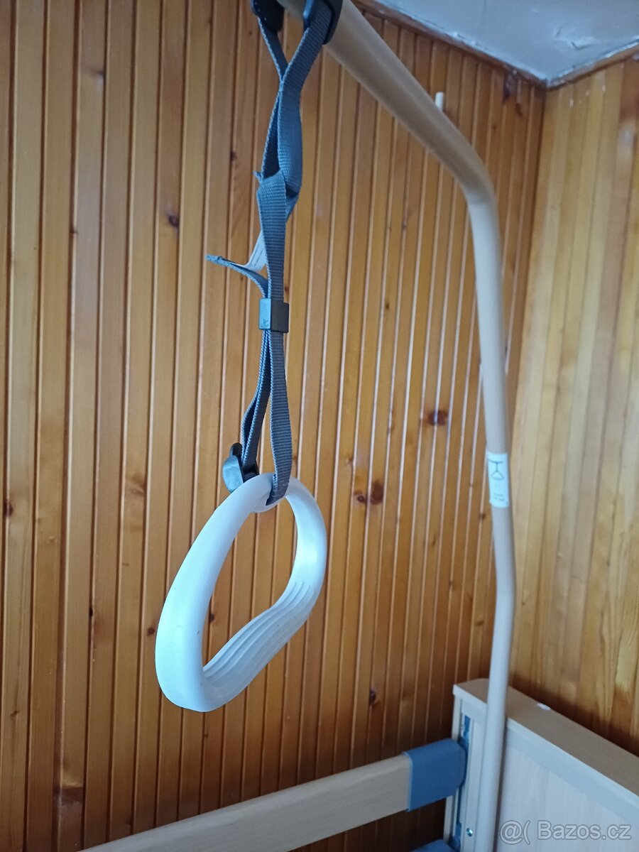 Elektrická polohovaci postel pro seniory - 4