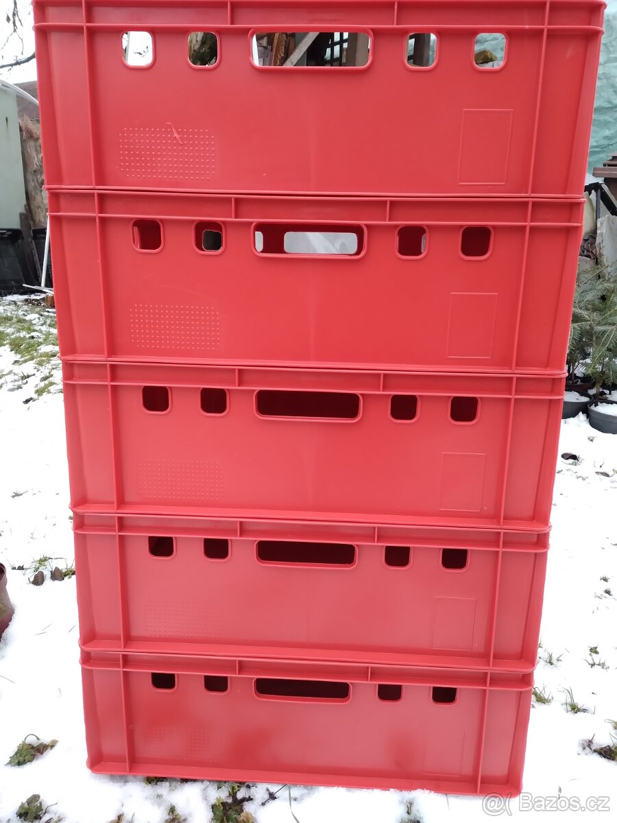 Plastové přepravky E2 červené 600x400x200 - 4