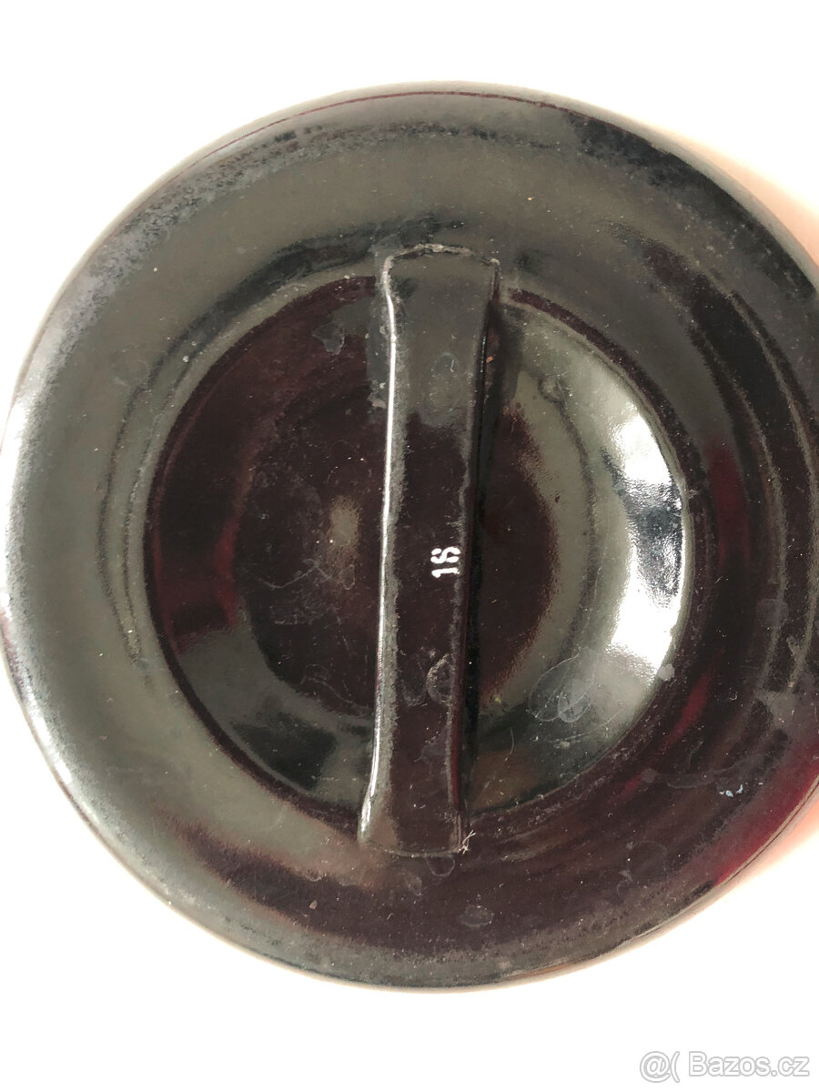 Staré smaltované poklice, hrnec, misky, mlékovar - 4