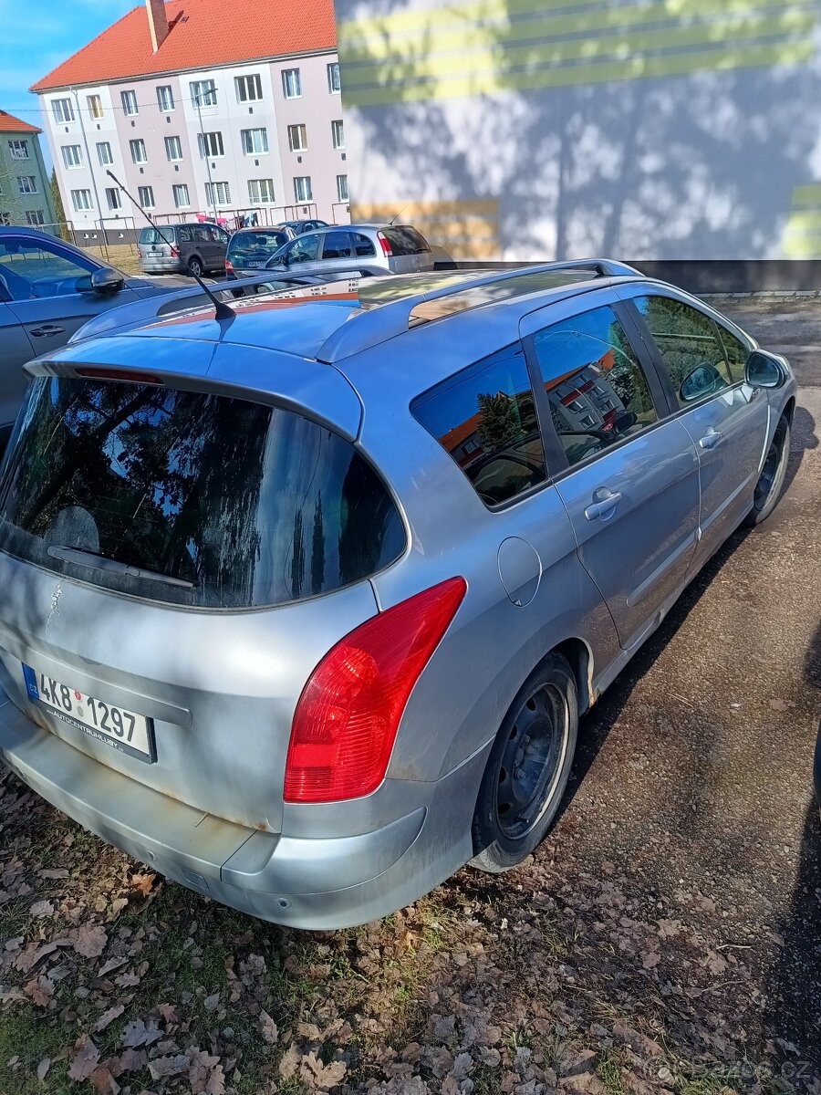 Peugeot 308 2.0HDI 110 Kw - 4
