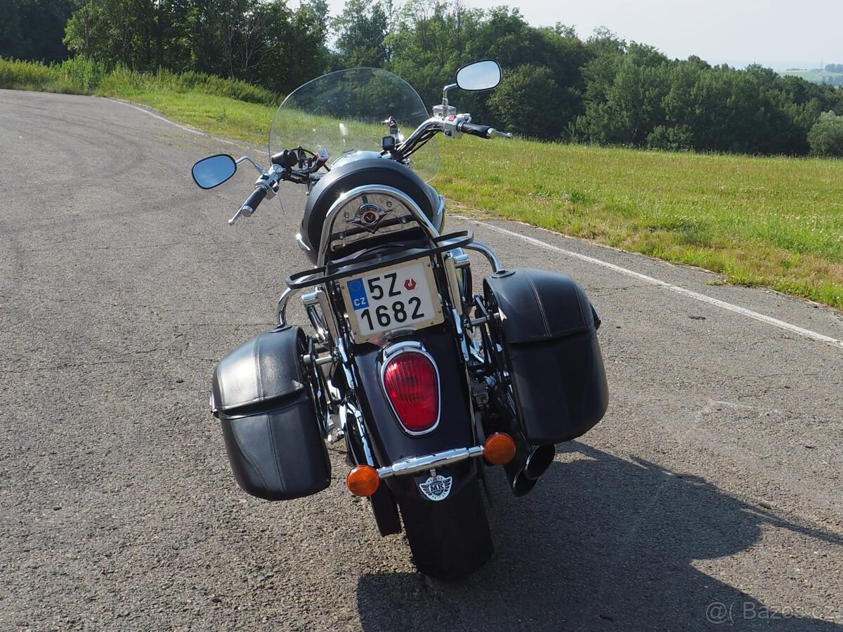 Kawasaki VN2000 - 4