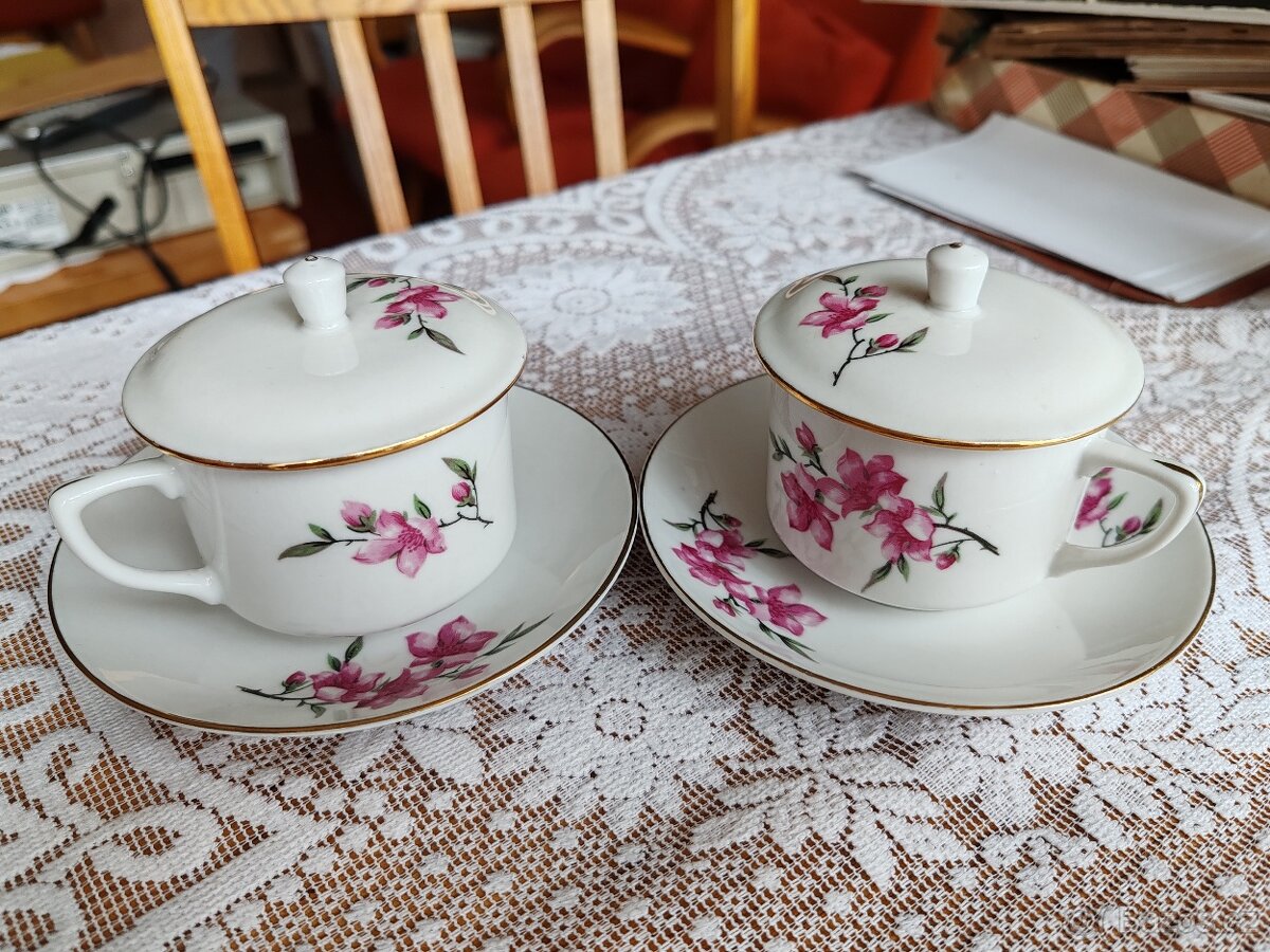 Šálky s pokličkou - 4