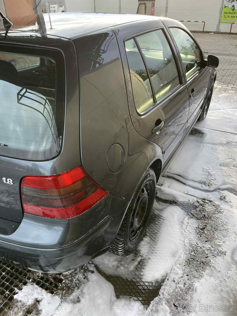 VW Golf 4 1.8 92kW + kola - 4