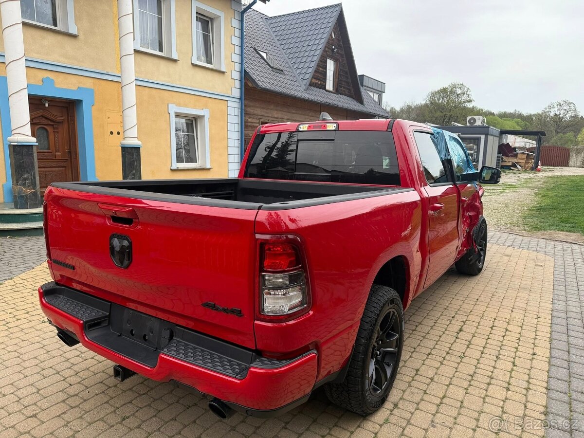 Ram 1500 Bighorn 5.7 4x4 odpocet dph