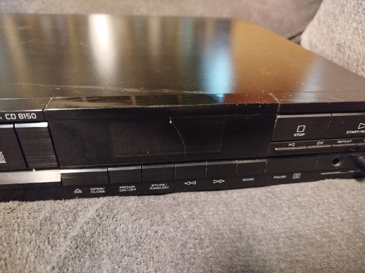 CD přehrávače Grundig a Philips. - 4