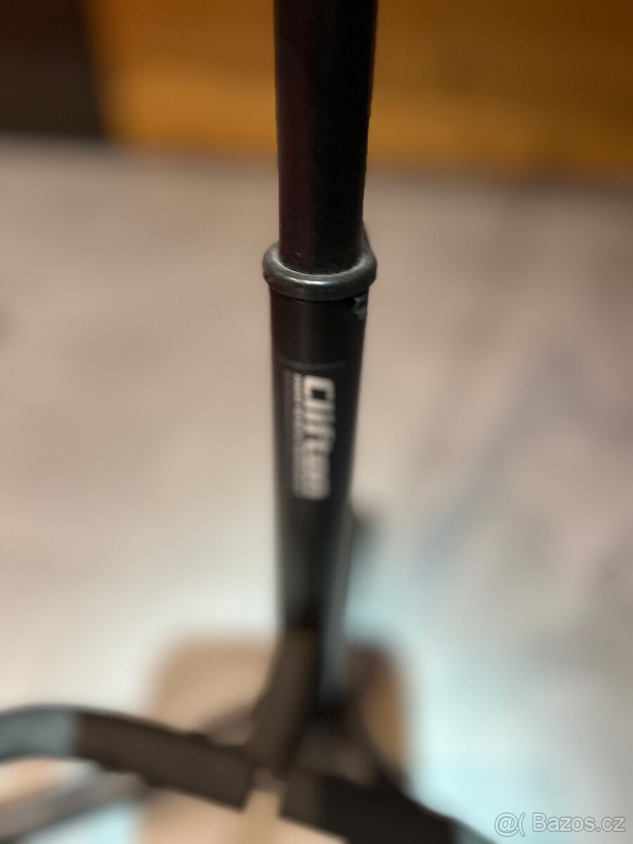 stojan na kytaru - 4