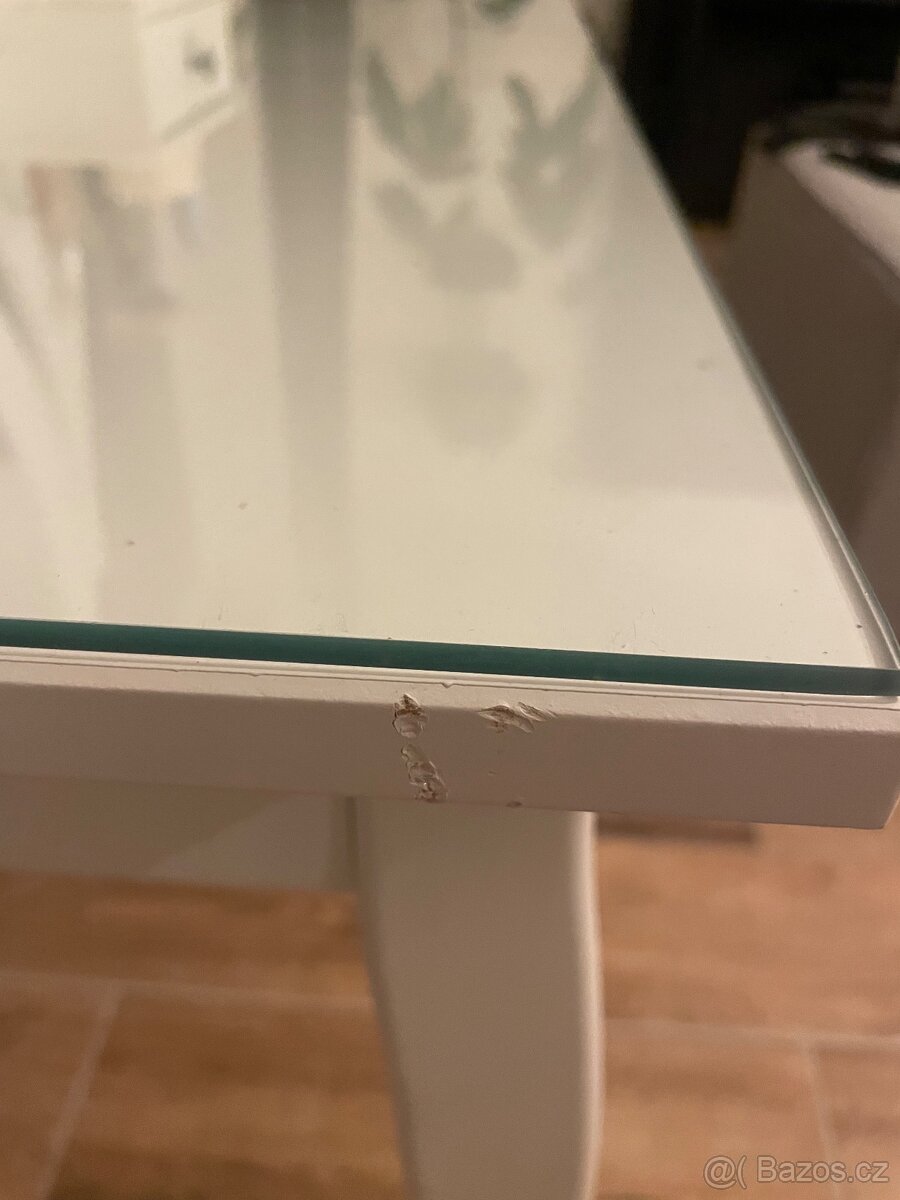 Kosmetický stolek - 4