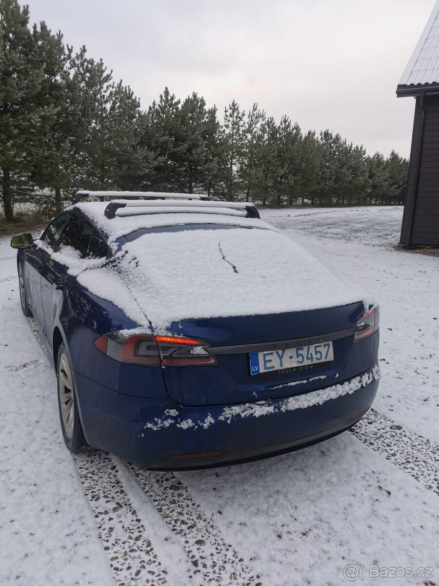 Tesla model S 90D Free Supercharger - 4