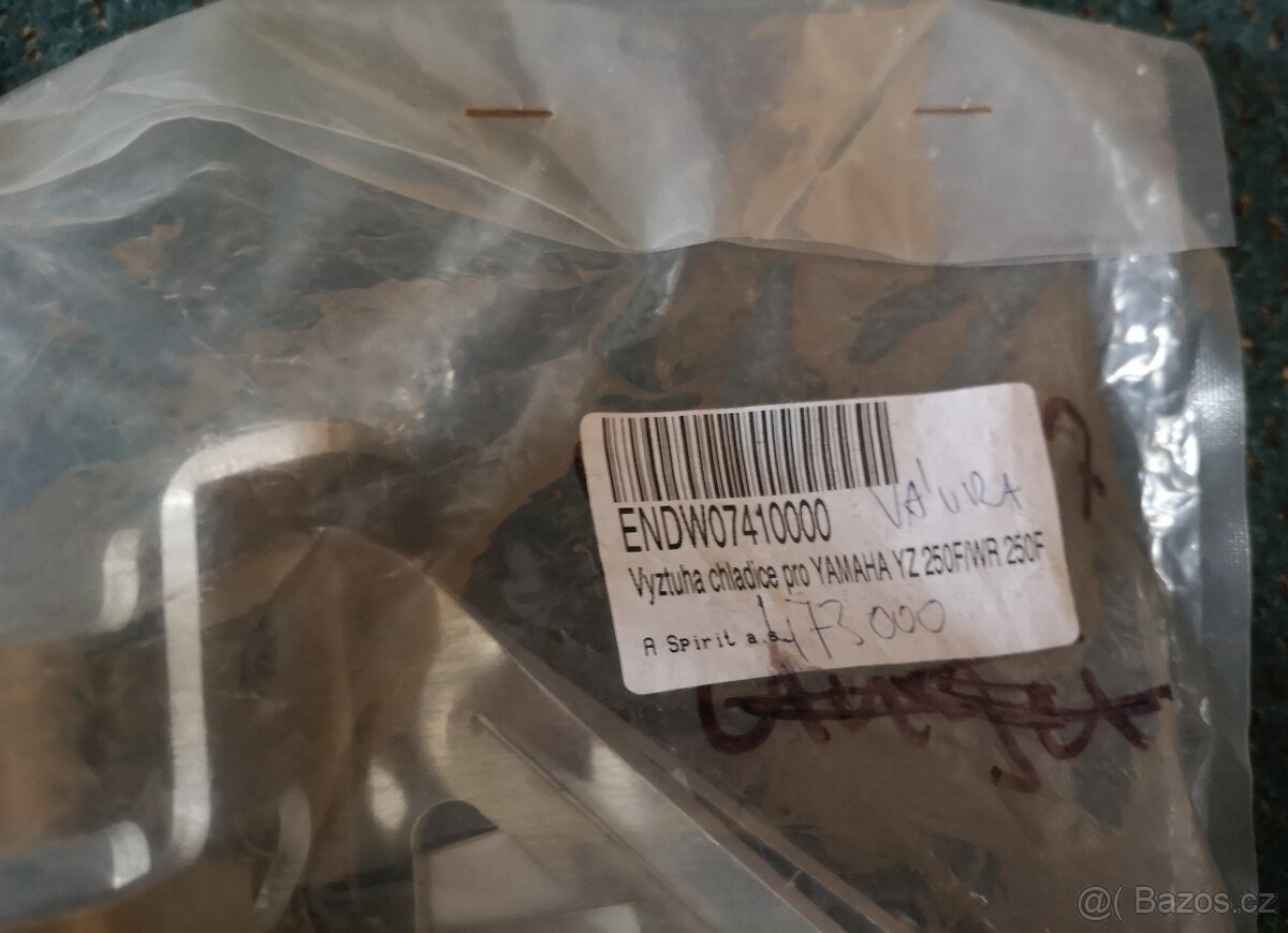 Mix věcí na Motokros Yamaha - 4