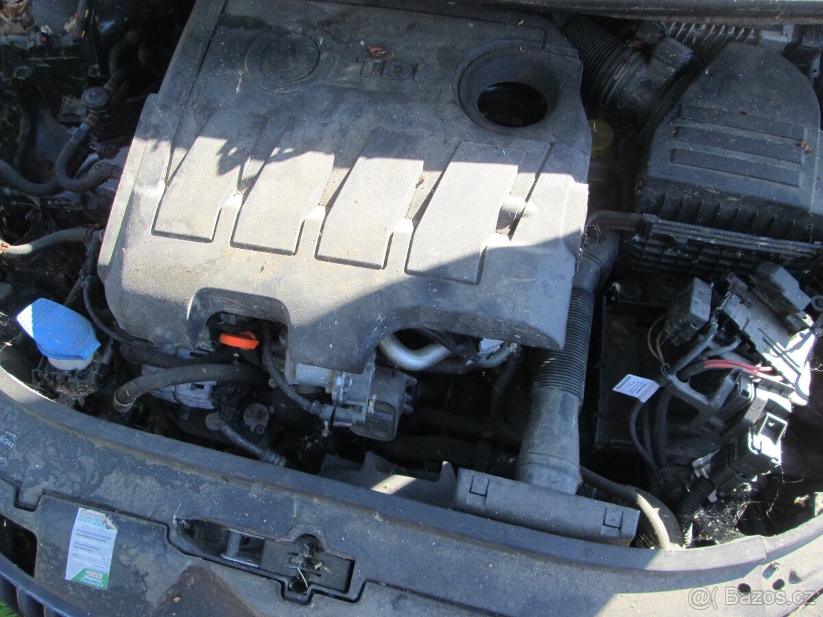 Škoda Roomster 1.6TDi 2011 ujeto 85tis.km náhradní díly - 4