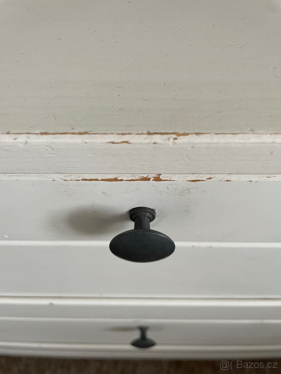 Nábytek do dětského pokoje - komoda, skříň, postýlka - 4