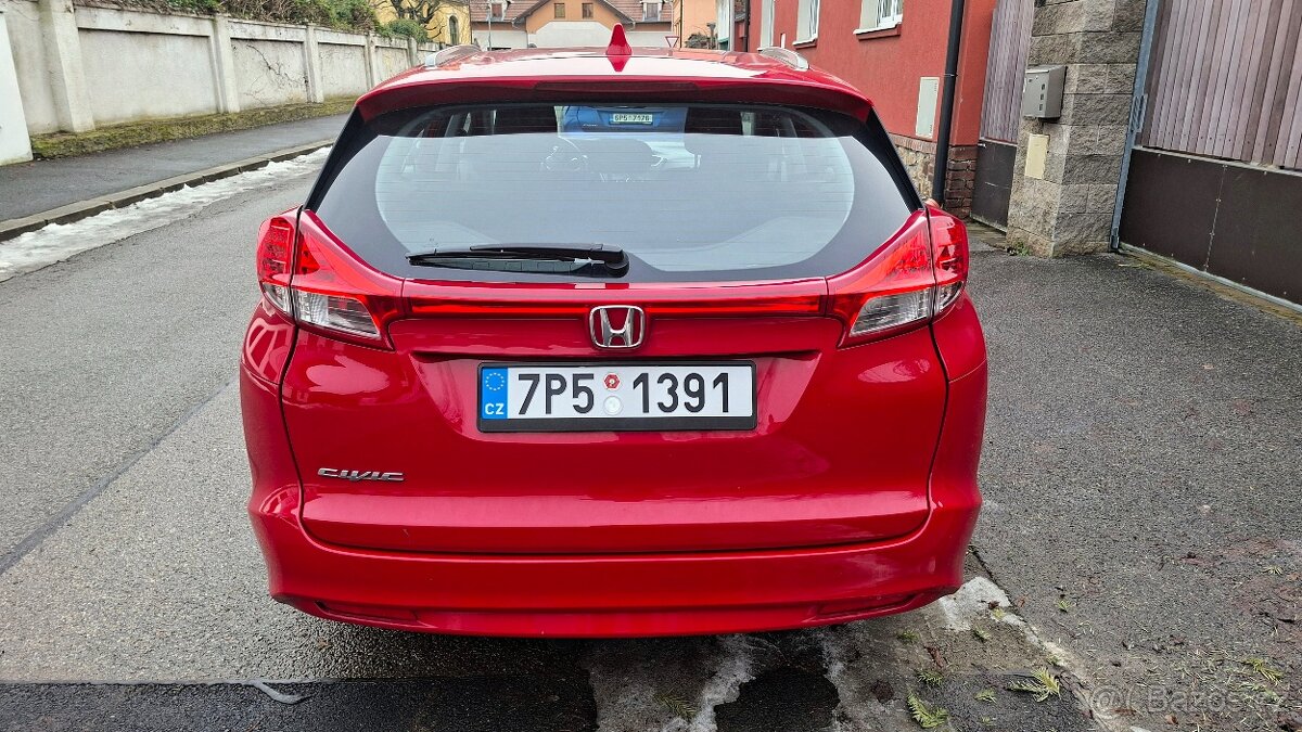 Honda Civic Tourer 1.8 benzin - 4