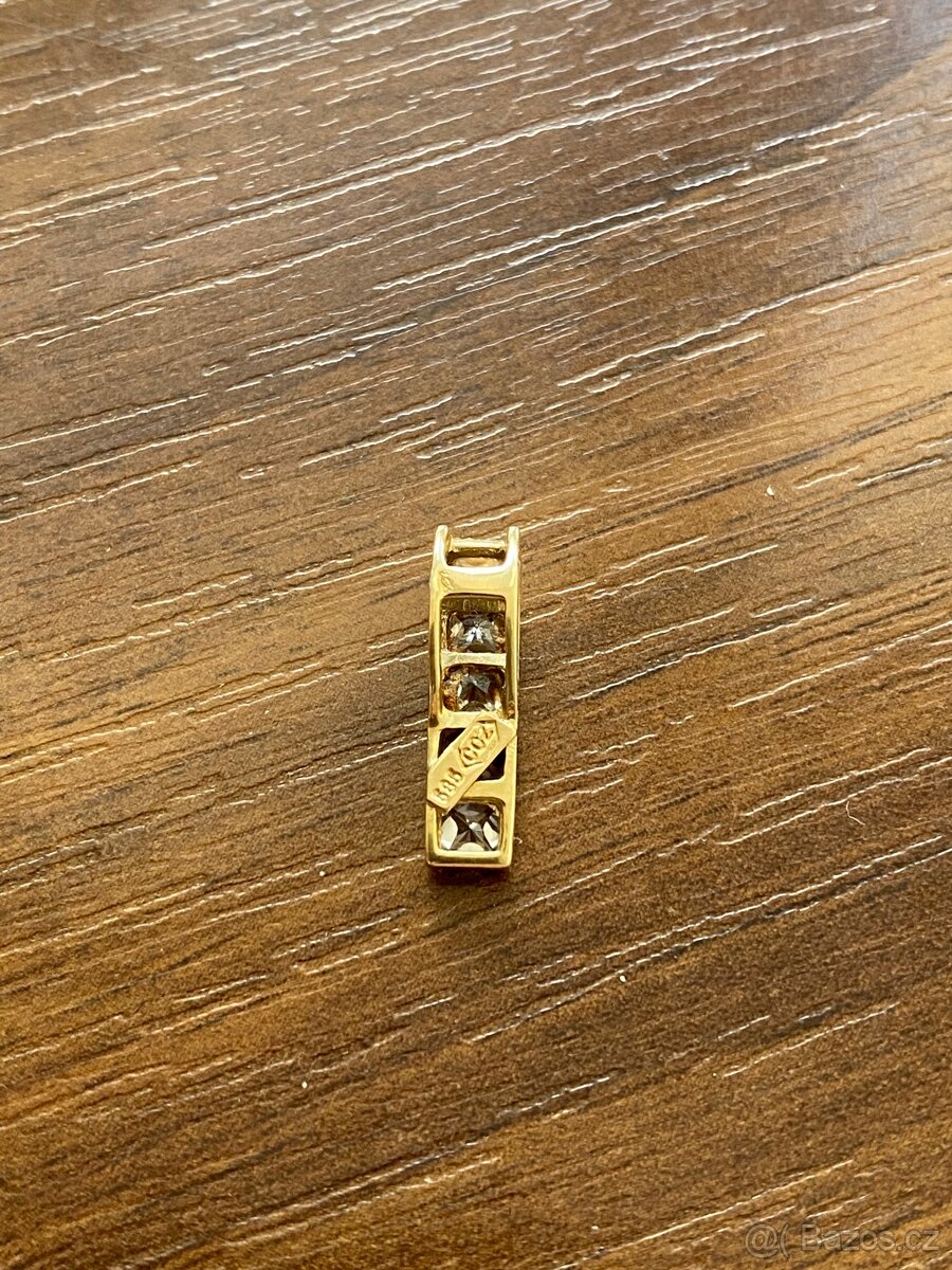 Zlatý přívěsek se zirkony - 4