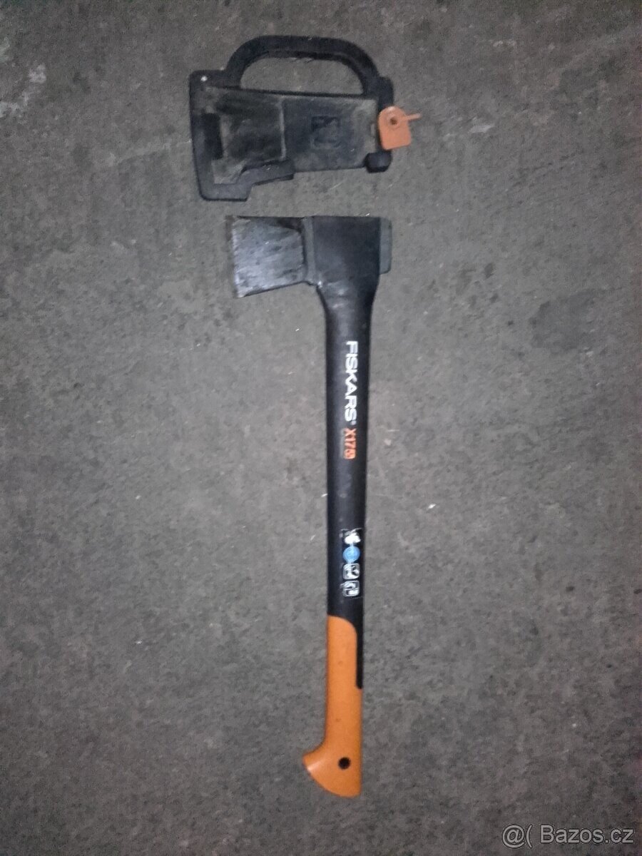 sekera fiskars X17 - 4