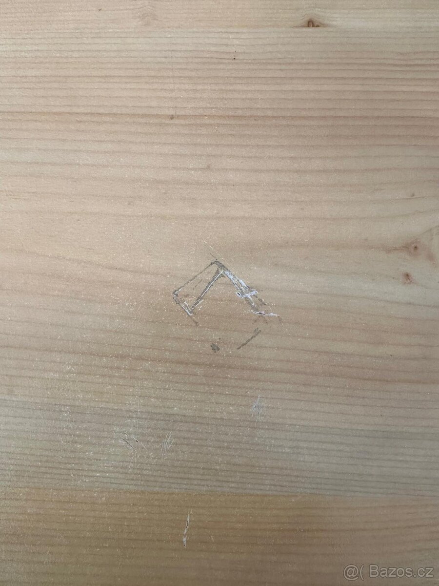 Dětský pracovní stůl - 4