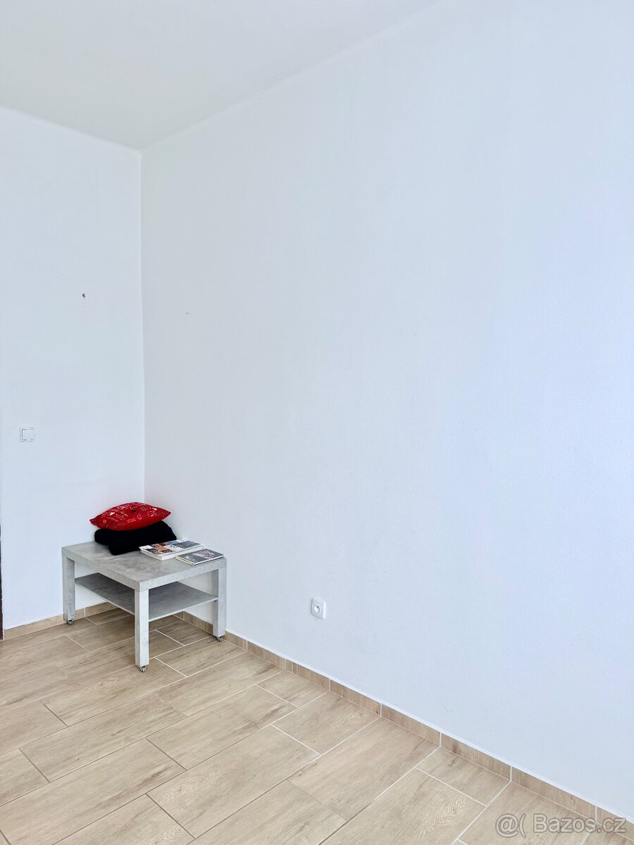 Pronájem garsonky – Oskava-Václavov (bez realitky) - 4