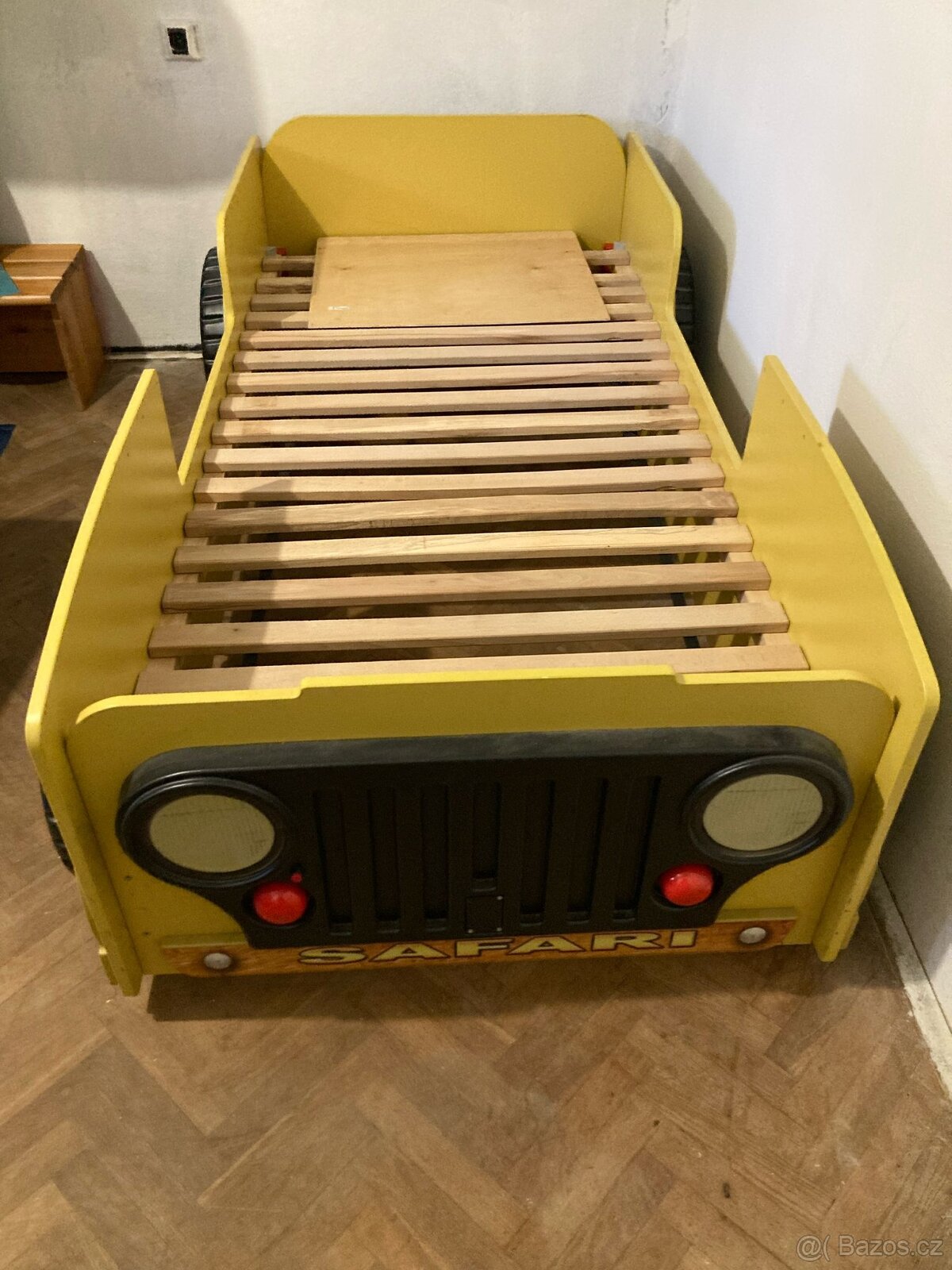 Auto postel Jeep - 4