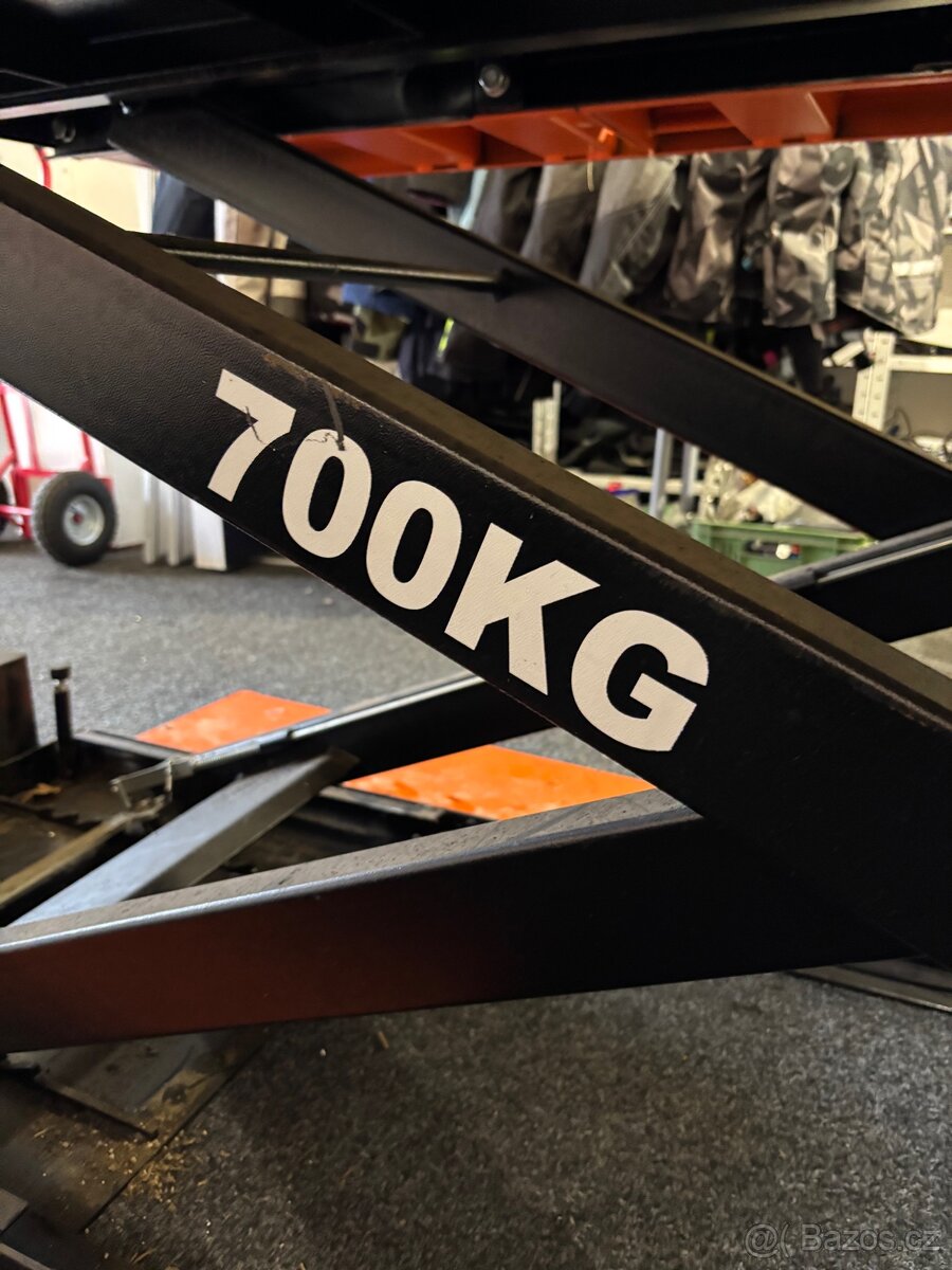 Zvedák na čtyřkolky a motorky 700kg - 4